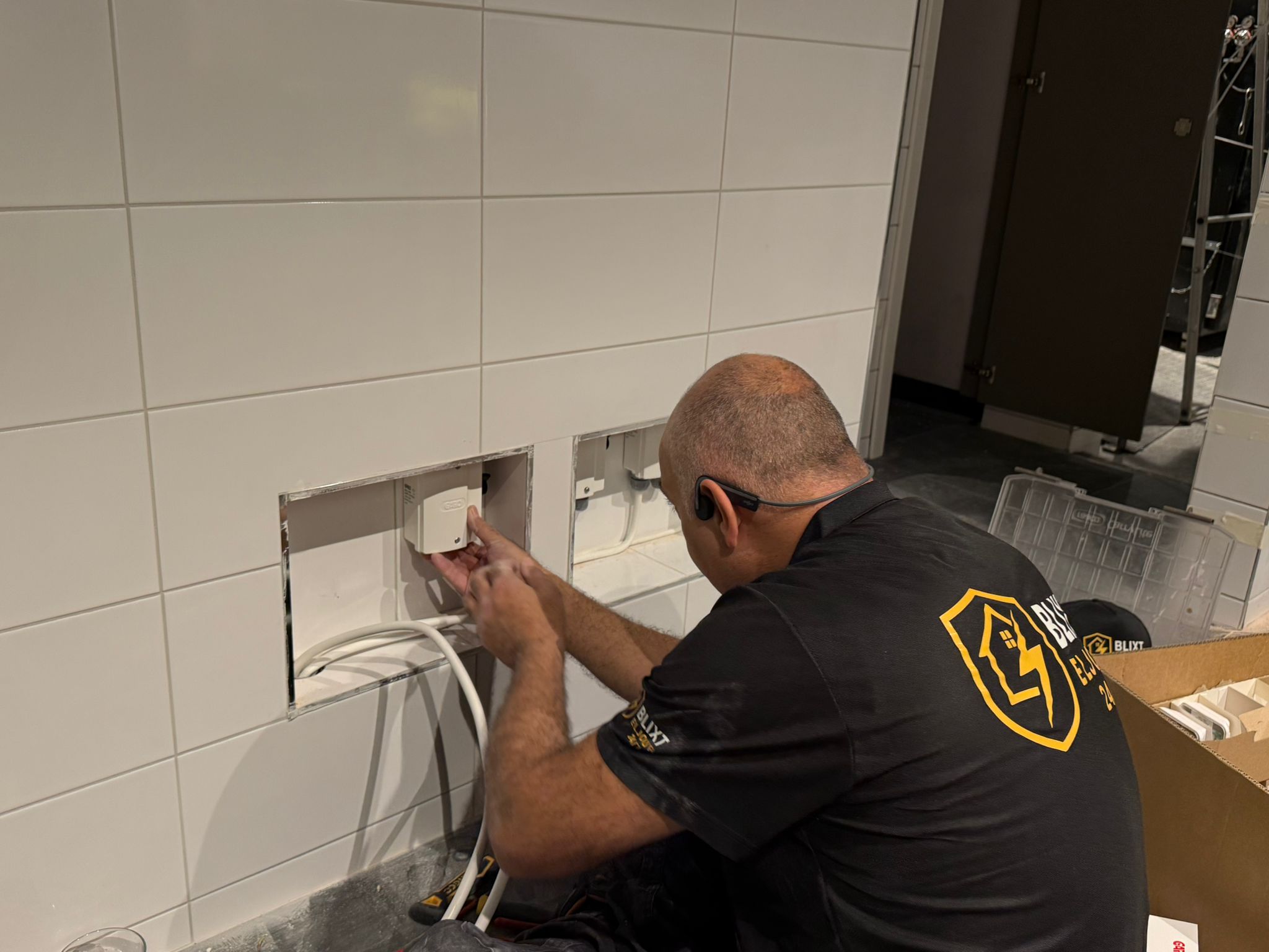 Akut eljour - Blixt Eljour 247, Blixteljour247, Blixteljour, Blixt eljour, elektriker Stockholm